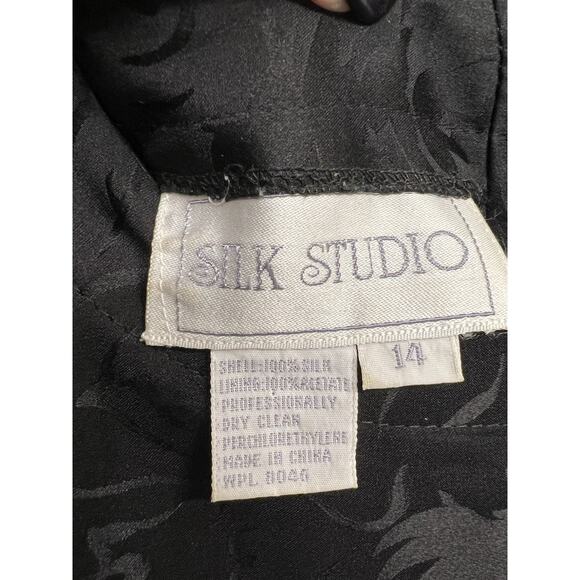 Silk Studio Black Floral Midi Dress Sz 14 Retro Silk Party Event - Picture 9 of 9